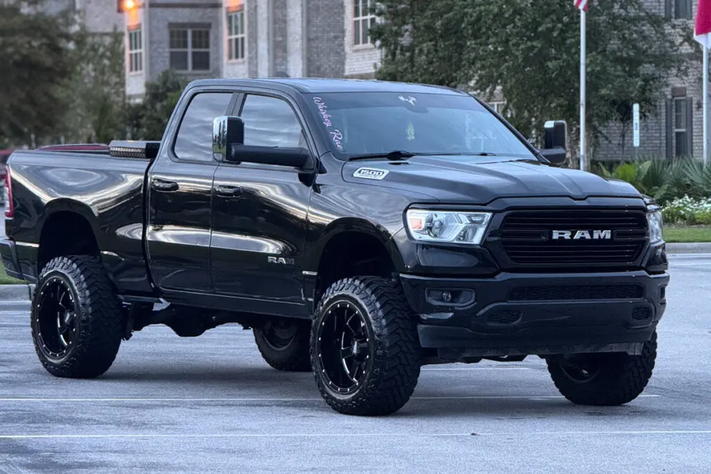 HIGH-QUALITY PAINT CORRECTION SERVICES AT ACE OF SPADES AUTO DETAILING (1)